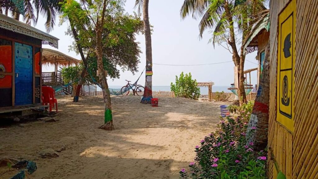 Shantiniketan Beach Resort Saintmartin Island (6)